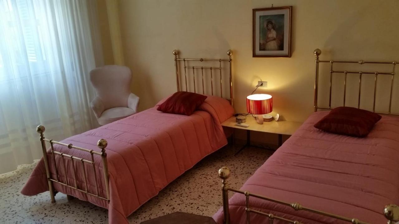 Guest house Tora House *